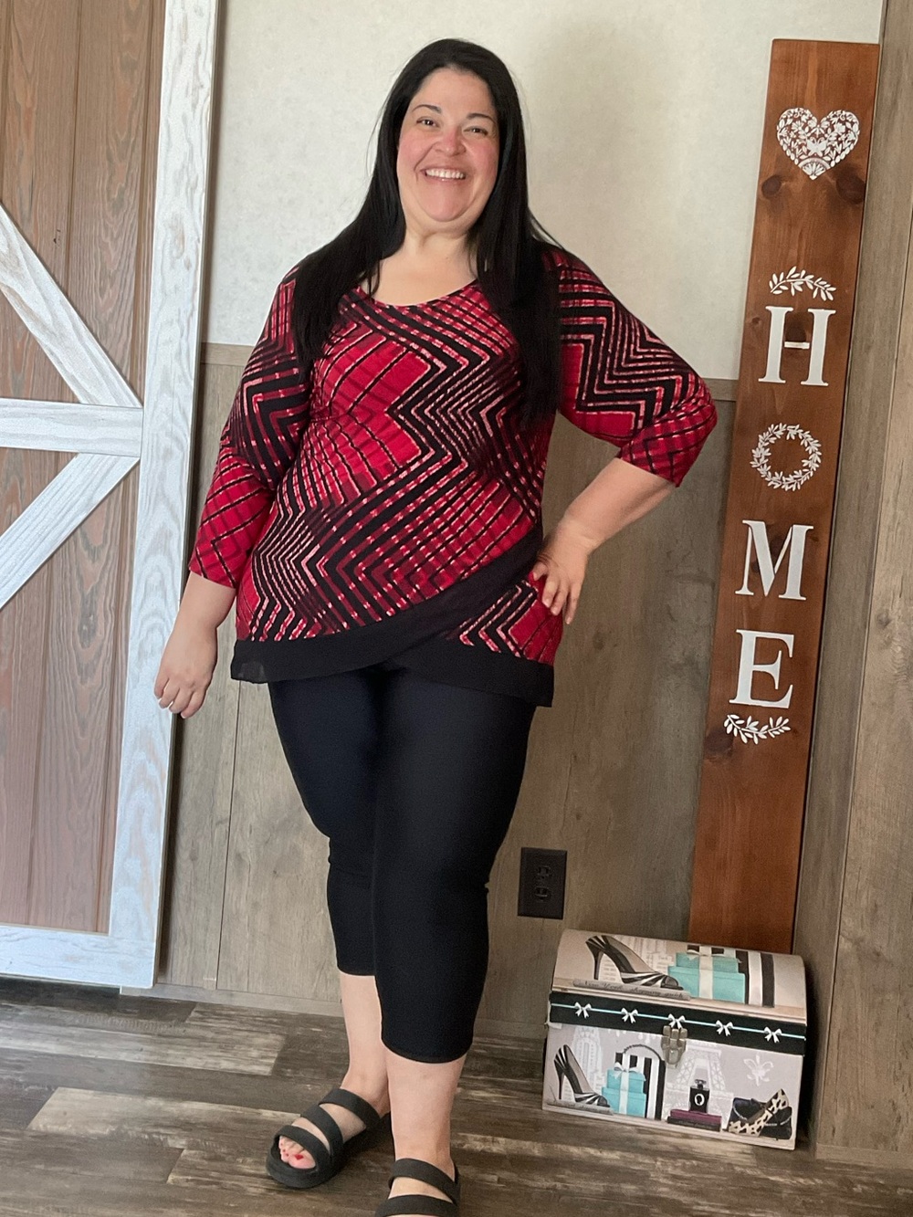 CB Established 1962 Red Black Geometric Tunic Top 3/4 Sleeve Plus Size 1X - Picture 3 of 6
